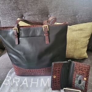 Medium Asher tote and Debra wallet
